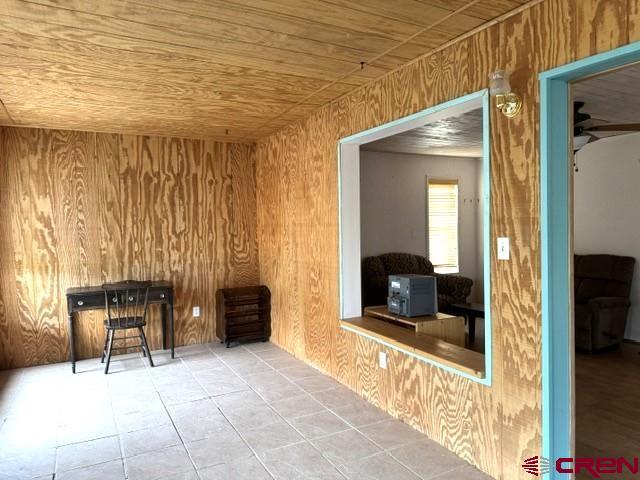 17977,17979 Road G Property Photo 7