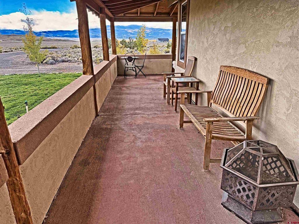 690 County Rd 66 Property Photo 3