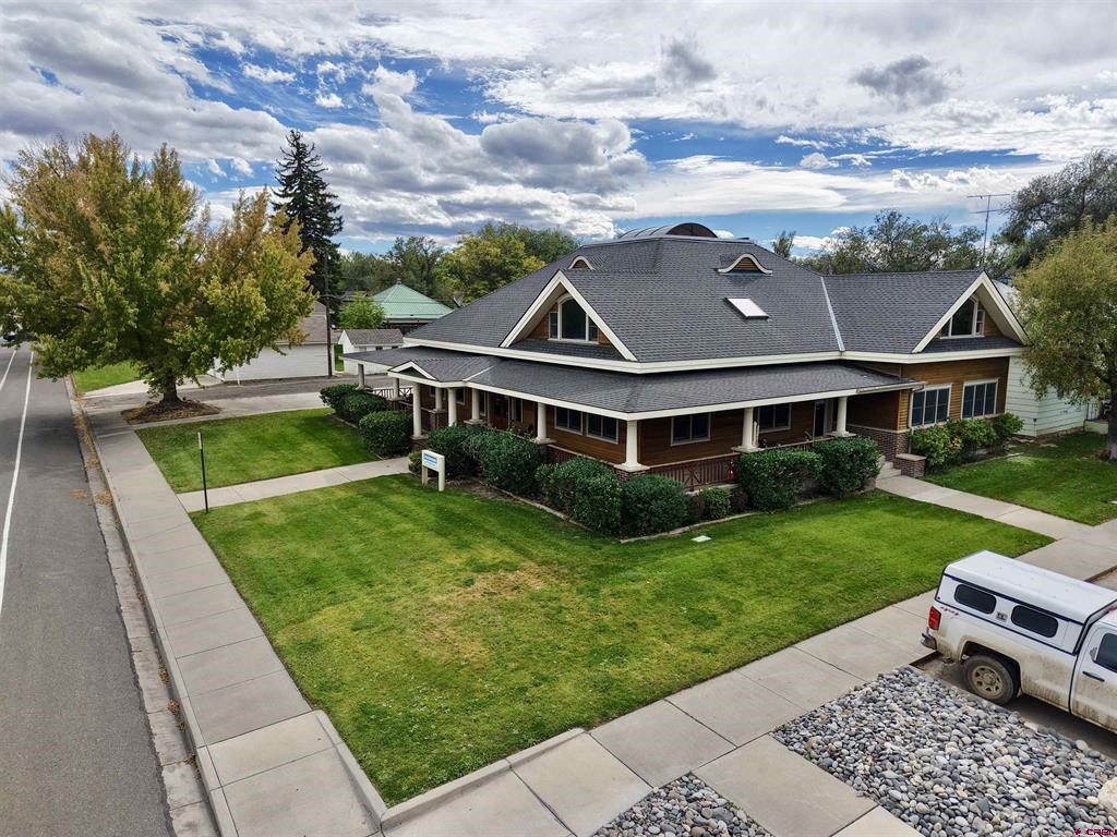 222 S Park Avenue Property Photo 8