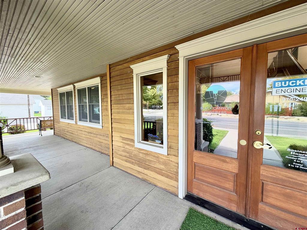 222 S Park Avenue Property Photo 10