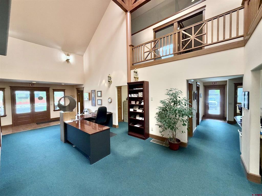 222 S Park Avenue Property Photo 18