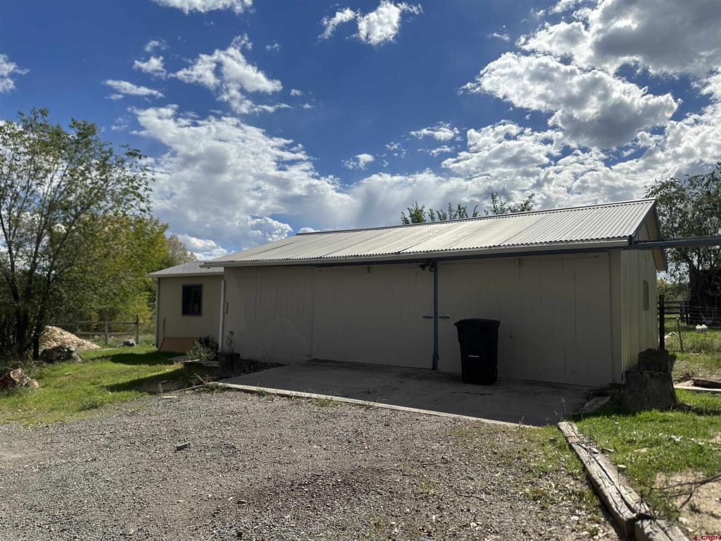 60116 Oak Grove Road Property Photo 2