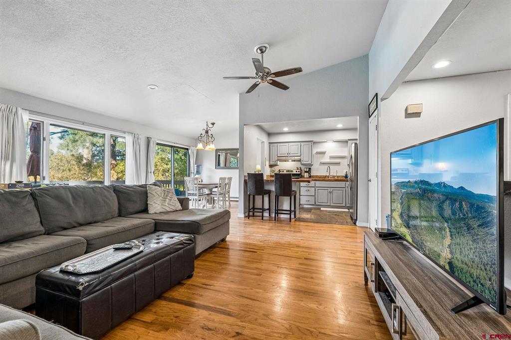 243 Pine Ridge Loop Property Photo 4