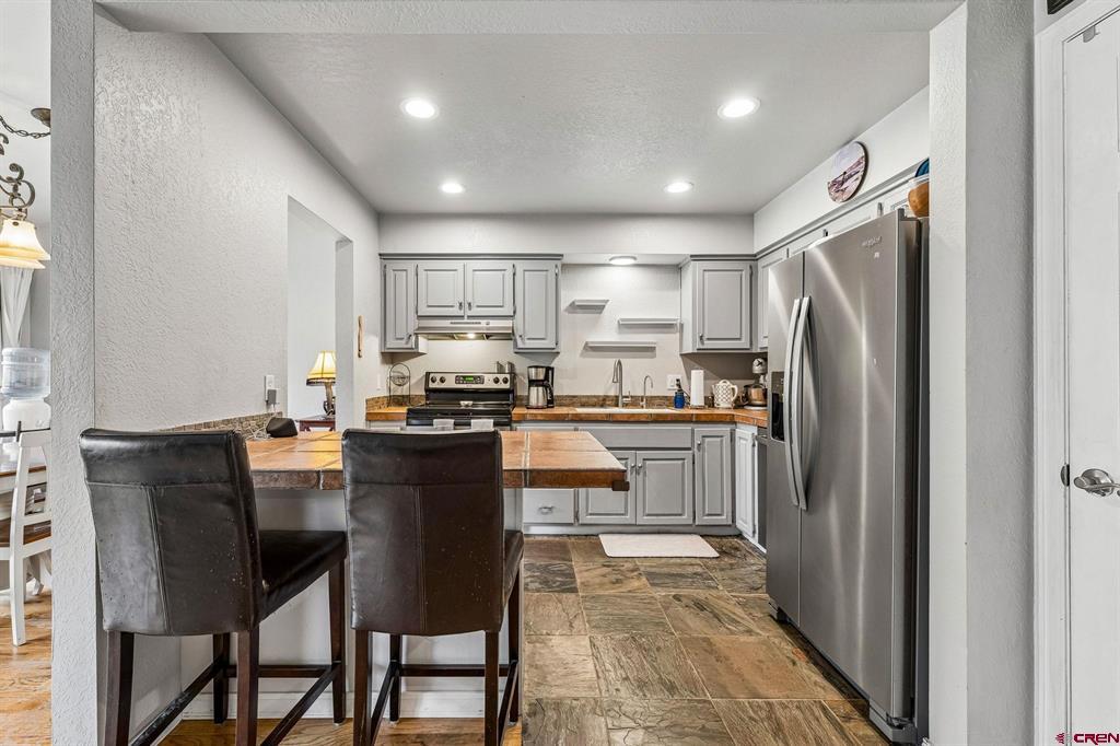 243 Pine Ridge Loop Property Photo 6