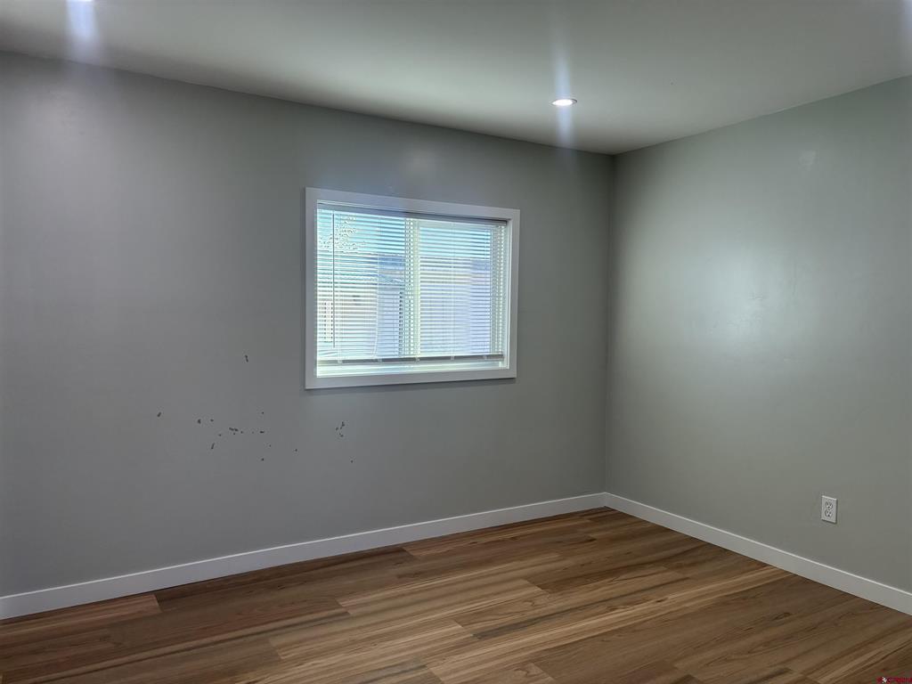 520 E 2nd Street Property Photo 8