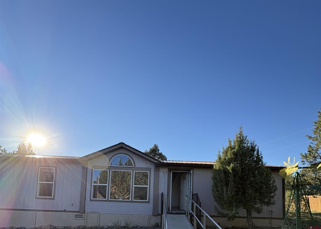 32 Easy Drive Property Photo 1