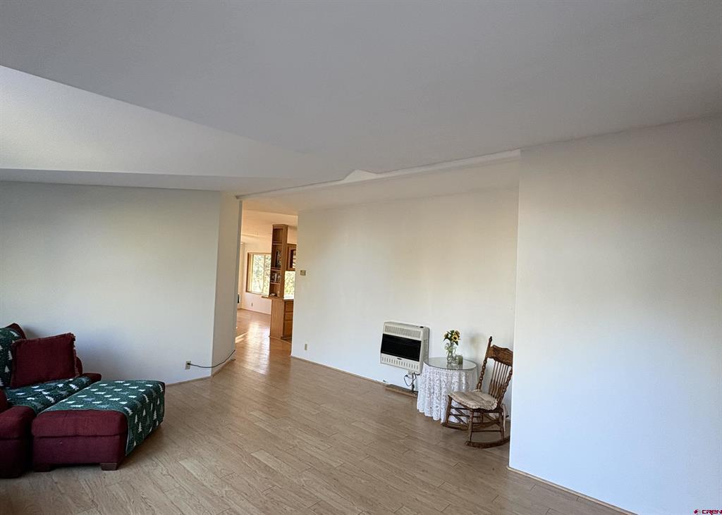 32 Easy Drive Property Photo 11