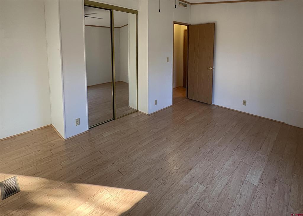 32 Easy Drive Property Photo 25