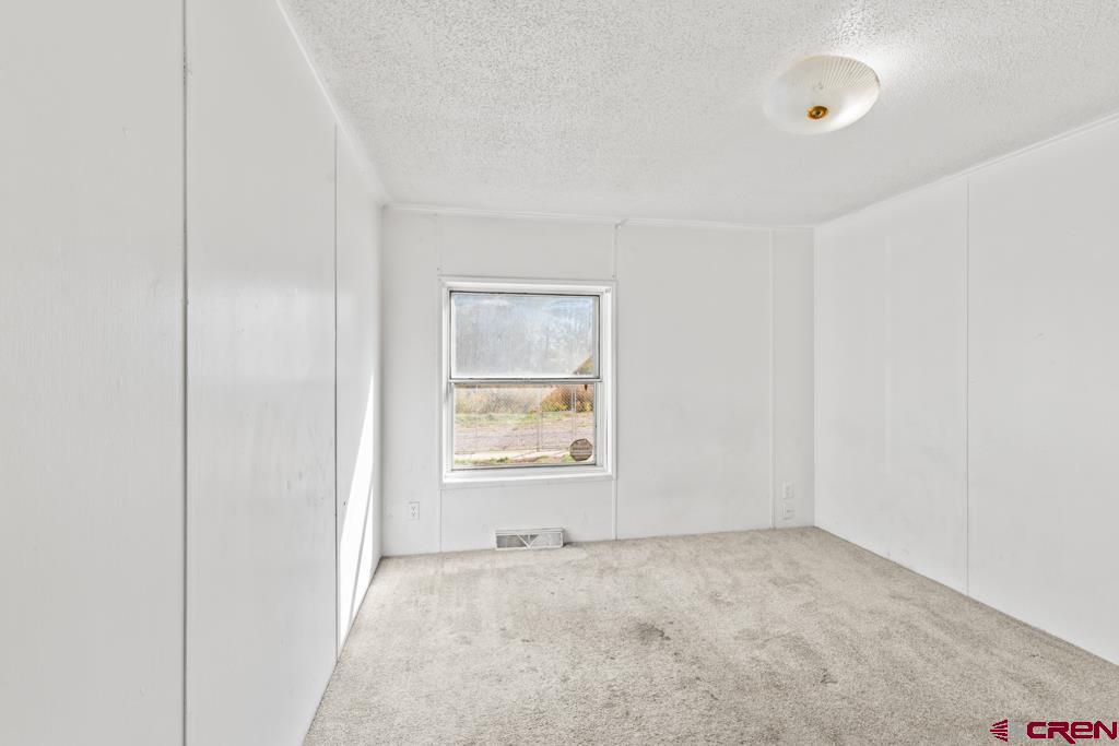 902 S Church Avenue Property Photo 14