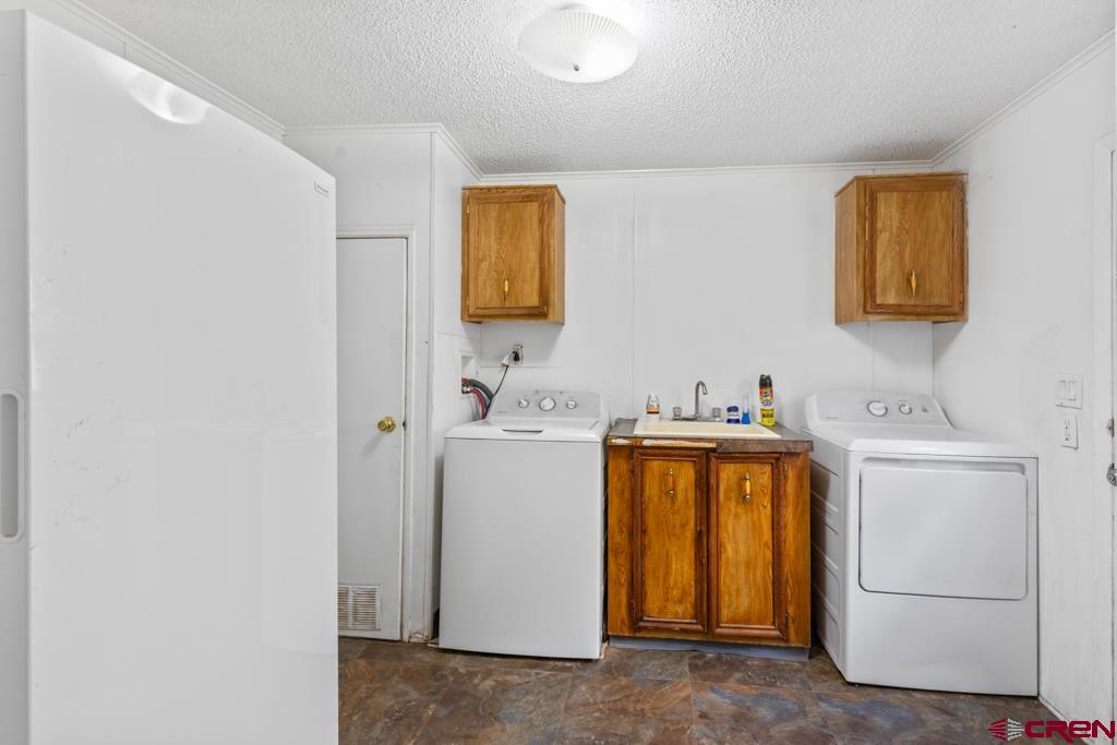 902 S Church Avenue Property Photo 17