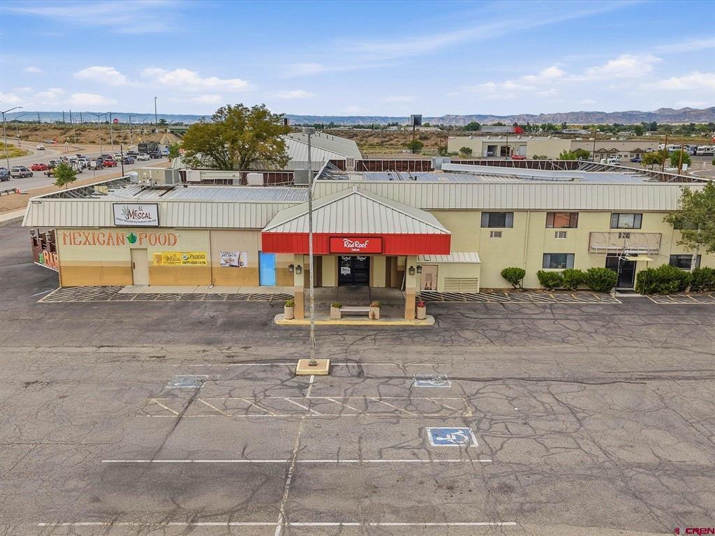 2210 Highway 6&50 Property Photo 5