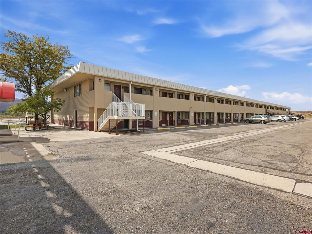 2210 Highway 6&50 Property Photo 30