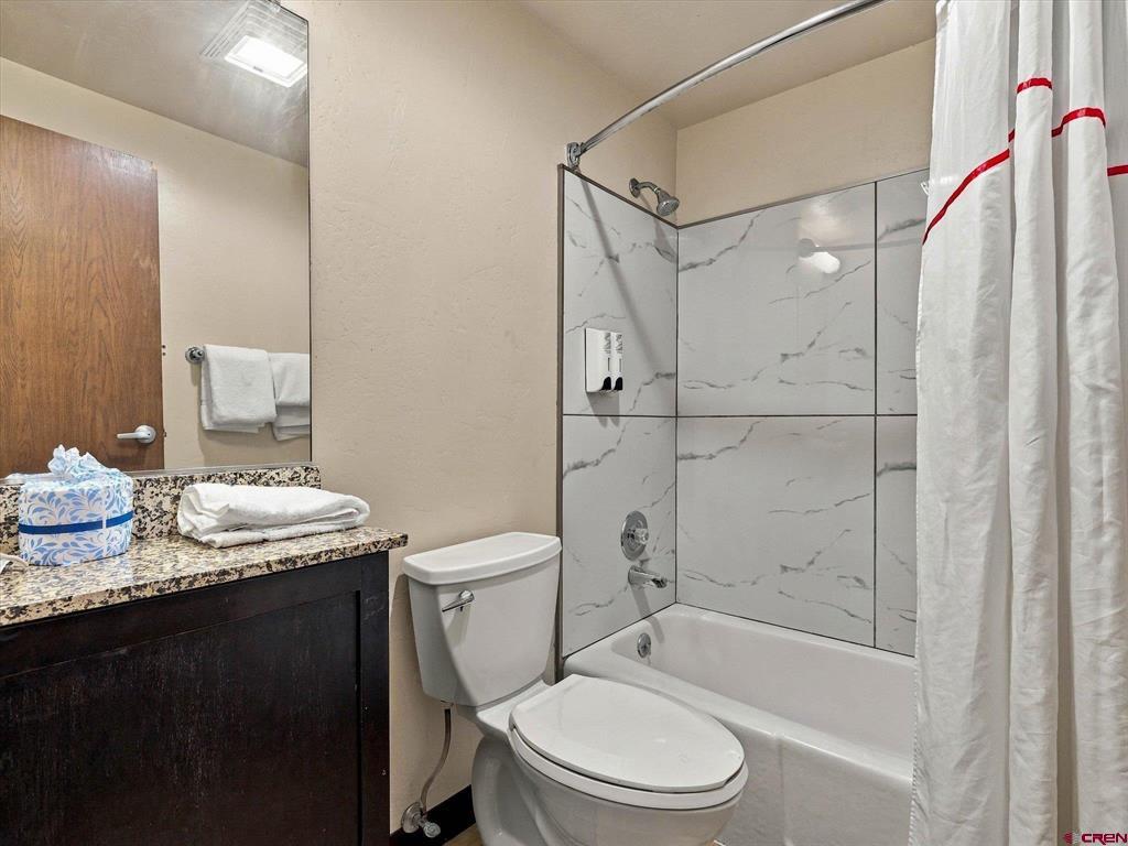 2210 Highway 6&50 Property Photo 38