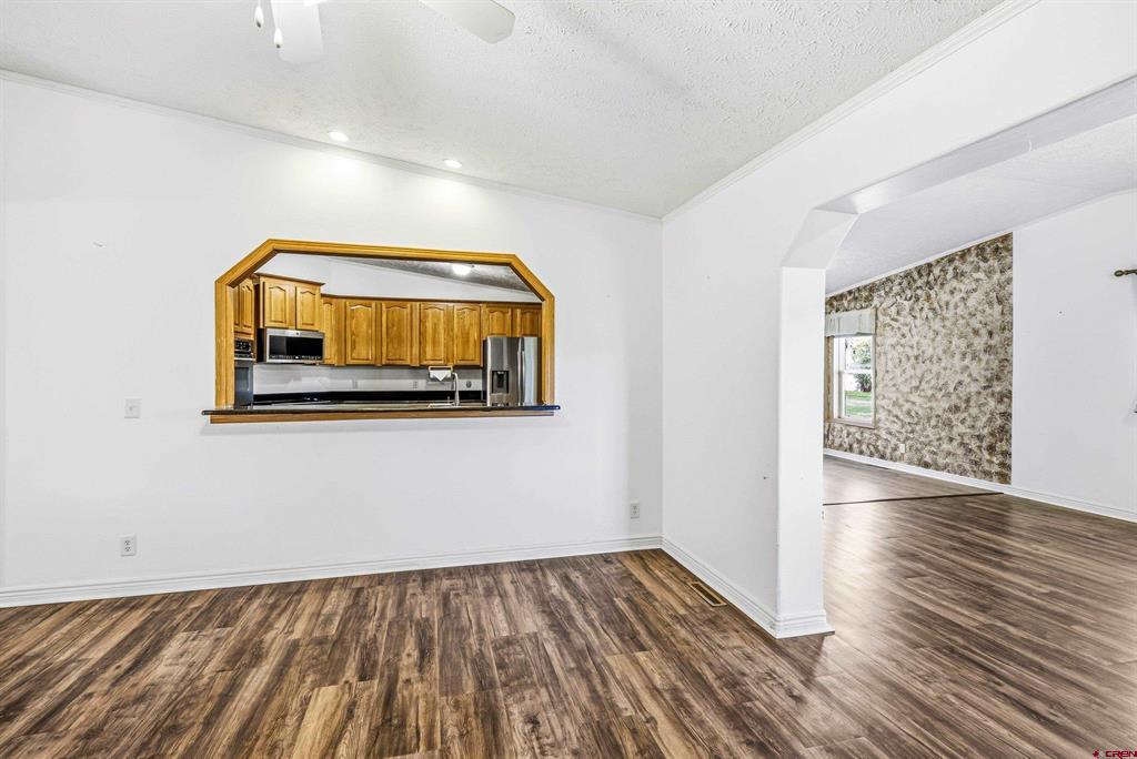 14473 Deer Run Road Property Photo 9