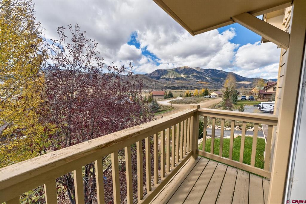 1014 Cascadilla Street Property Photo 34