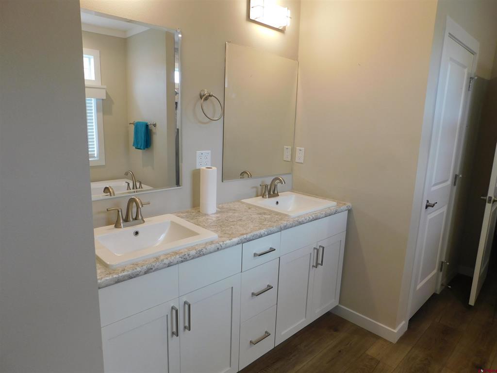 275 5th St Property Photo 18