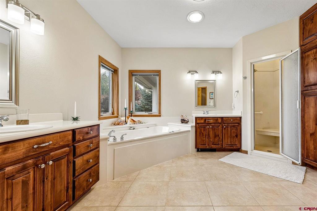 137 Pebble Drive Property Photo 38