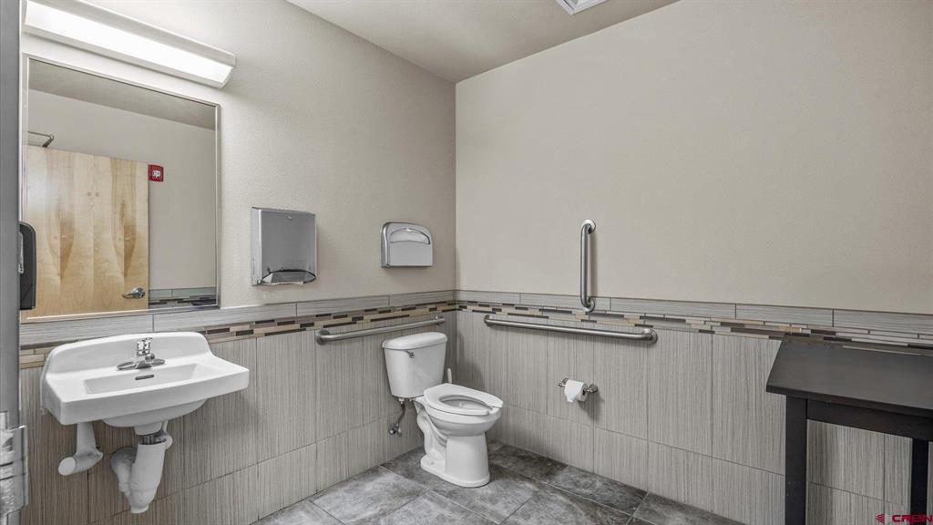 516 28 Road Property Photo 38