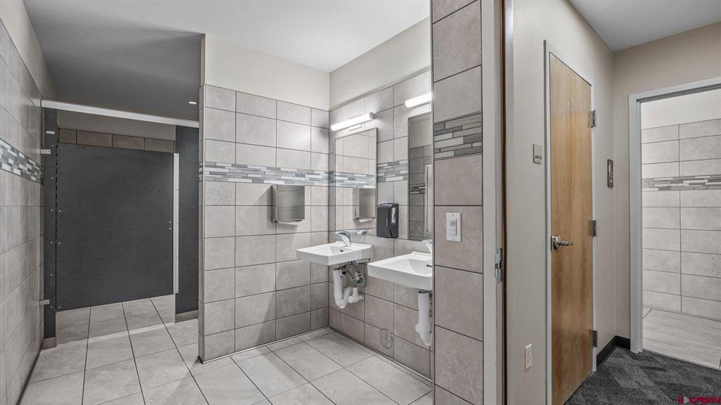 516 28 Road Property Photo 40