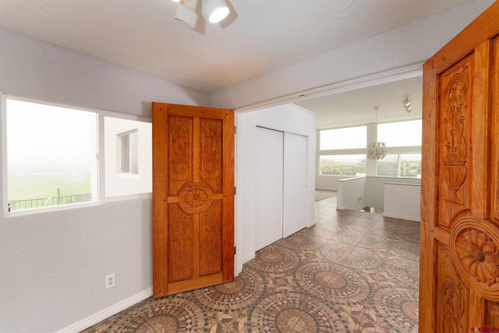 19348 6565 Road Property Photo 5