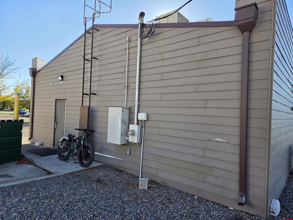 2331 S Townsend Avenue Property Photo 4