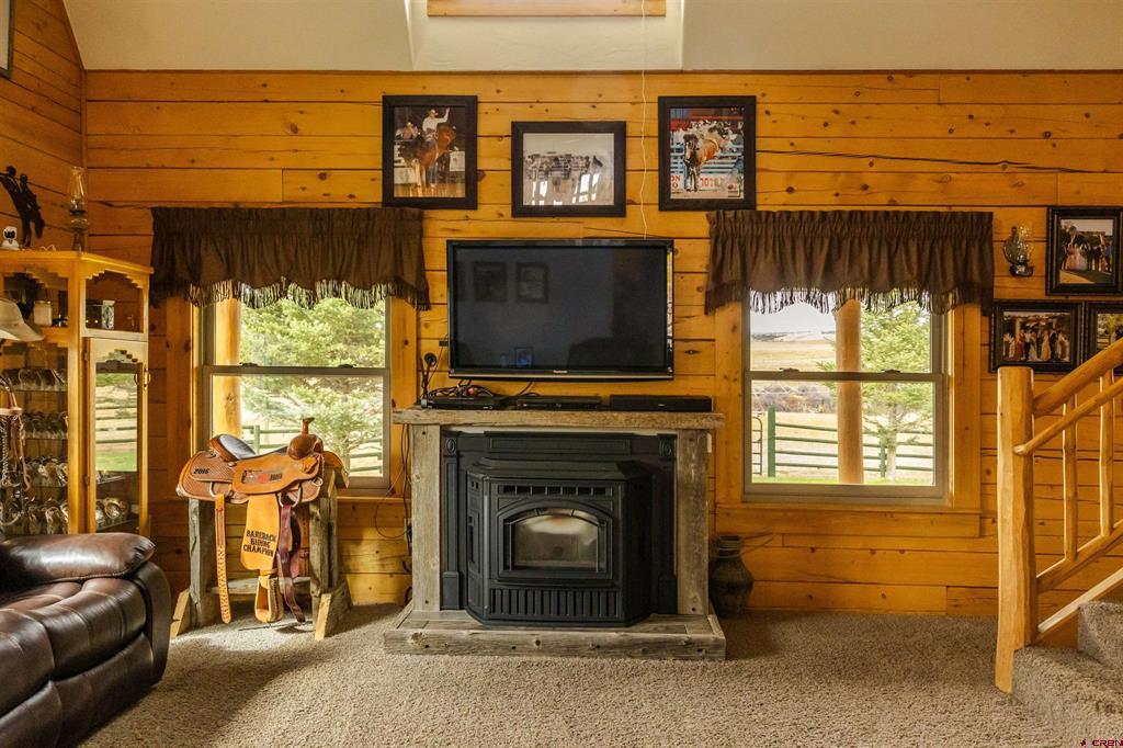25511 Colorado River Road Property Photo 8