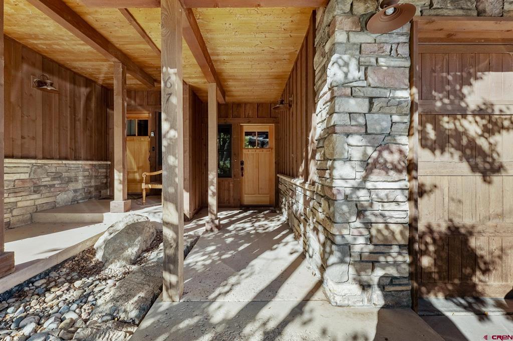 67 Travertine Trail Property Photo 4