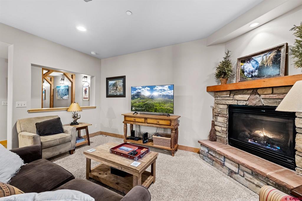 67 Travertine Trail Property Photo 14