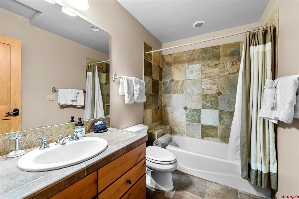 67 Travertine Trail Property Photo 18