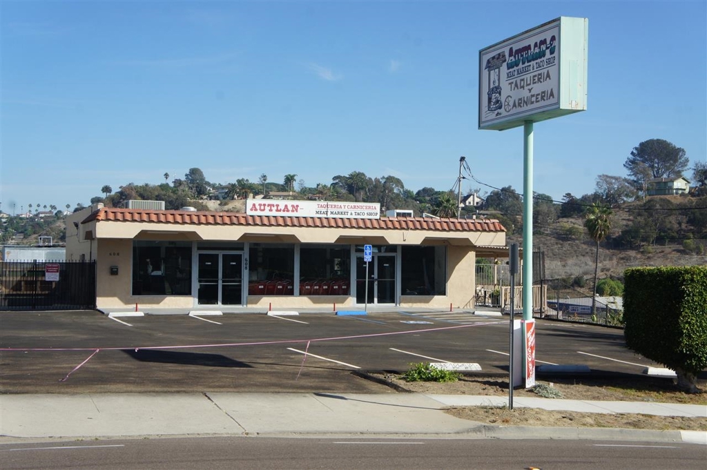 608 Crouch St Property Photo 1