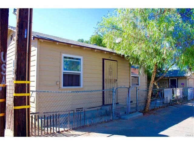 225 W 4th St Property Photo 1