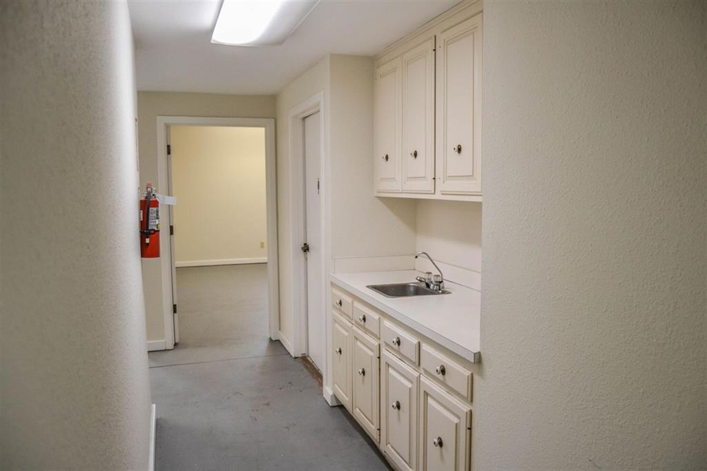 2293 Verus St Property Photo 10