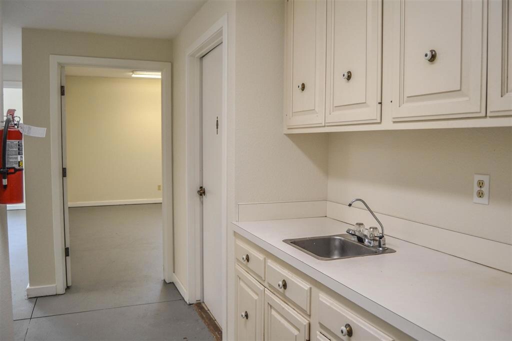 2293 Verus St Property Photo 16
