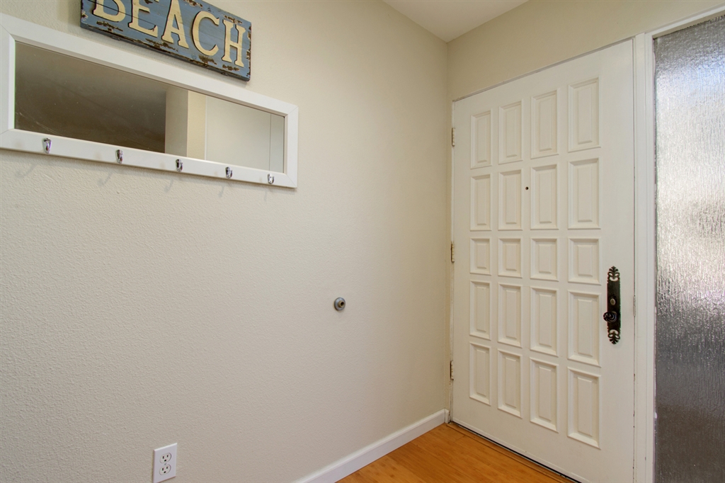 453 S Sierra Ave 169 Property Photo 4