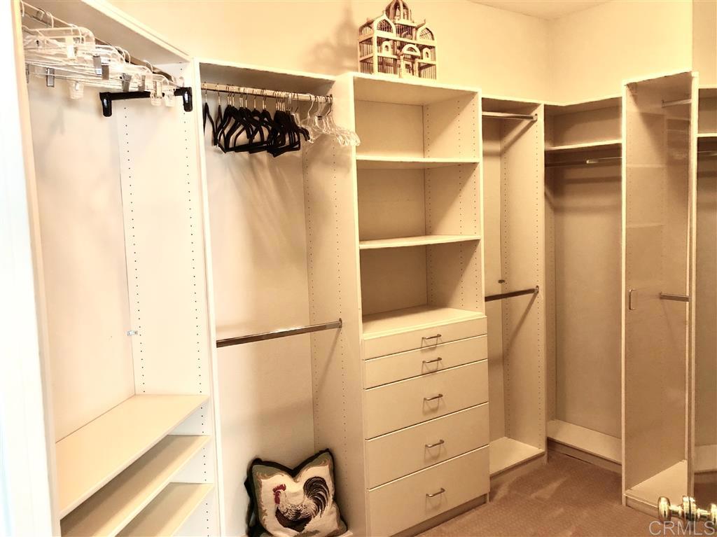 459 Lexington Cr. Property Photo 14