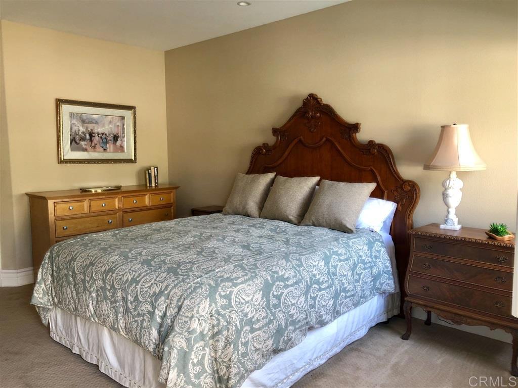 459 Lexington Cr. Property Photo 15