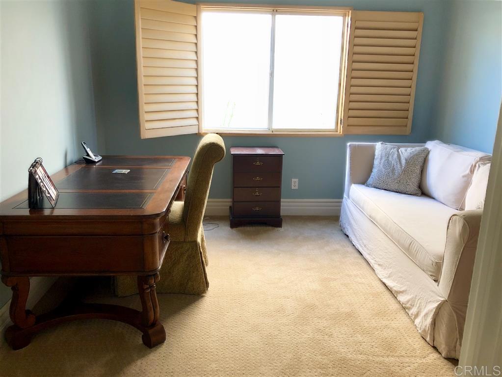 459 Lexington Cr. Property Photo 19