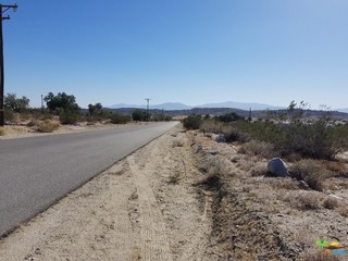 18306852PS Property Photo 4