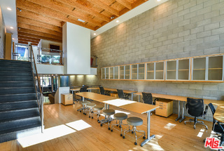 6615 MELROSE Avenue Property Photo 1