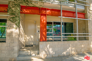 6615 Melrose Avenue Property Photo 4