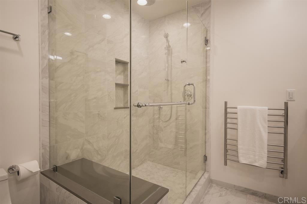 240 Coast 1b Property Photo 16