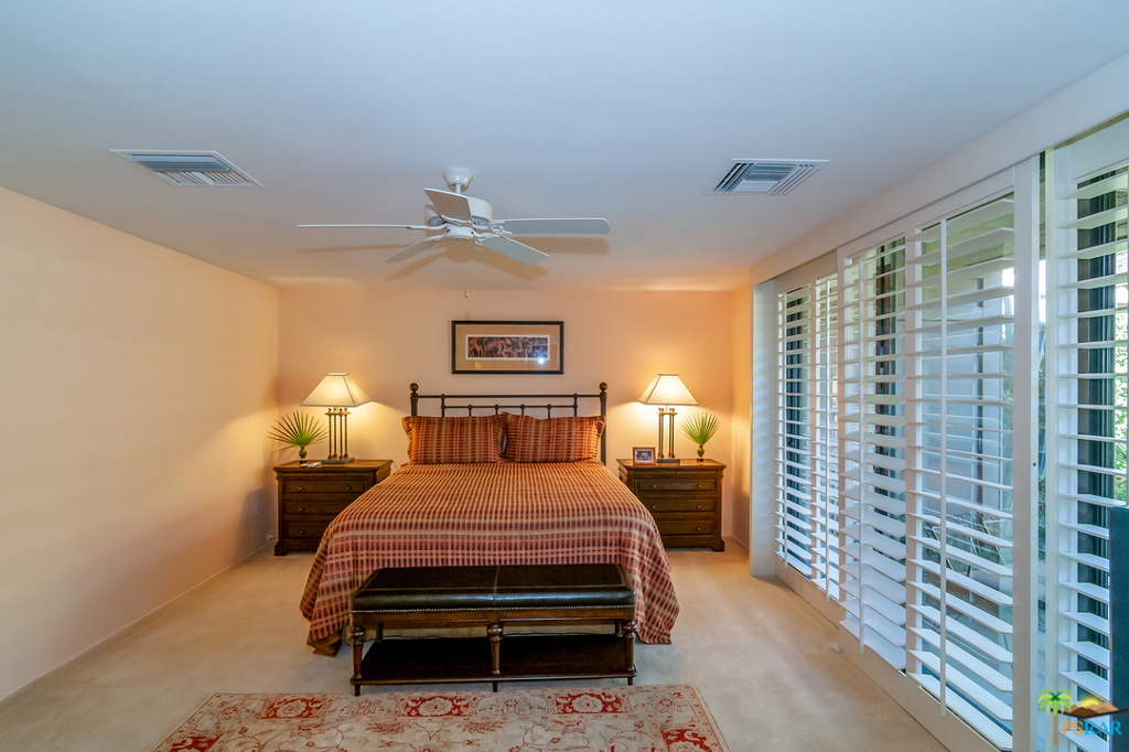 4 Eric Circle Property Photo 16