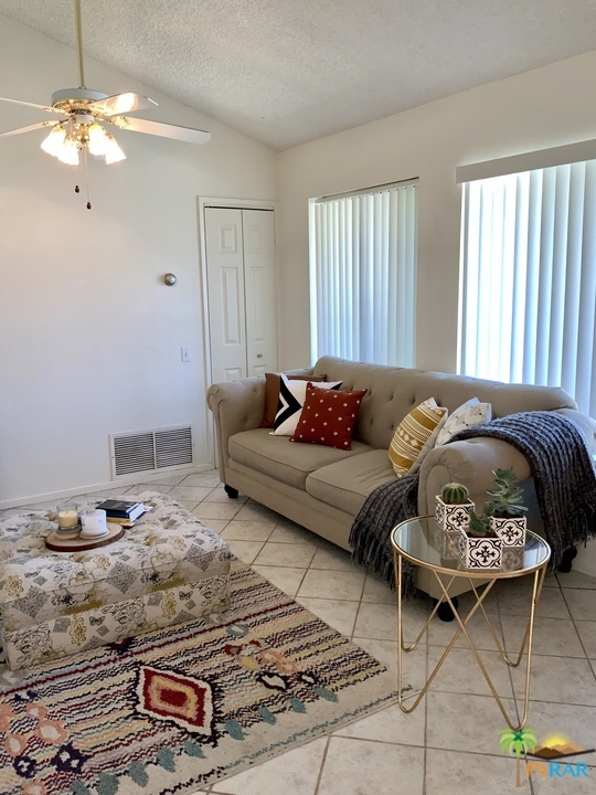19462268PS Property Photo 12