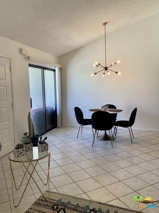19462268PS Property Photo 18