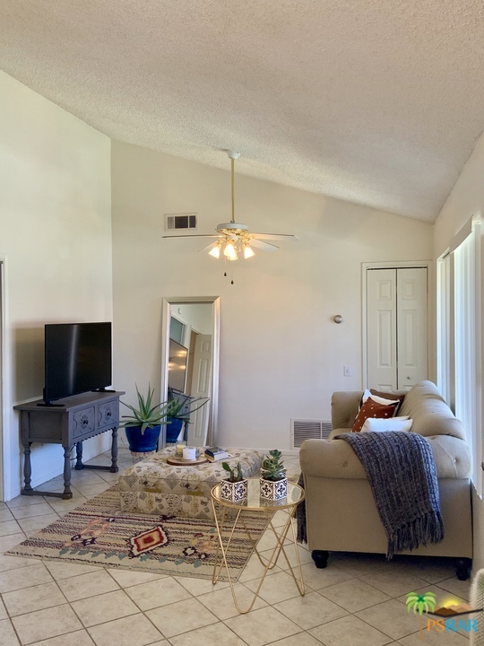 19462268PS Property Photo 25
