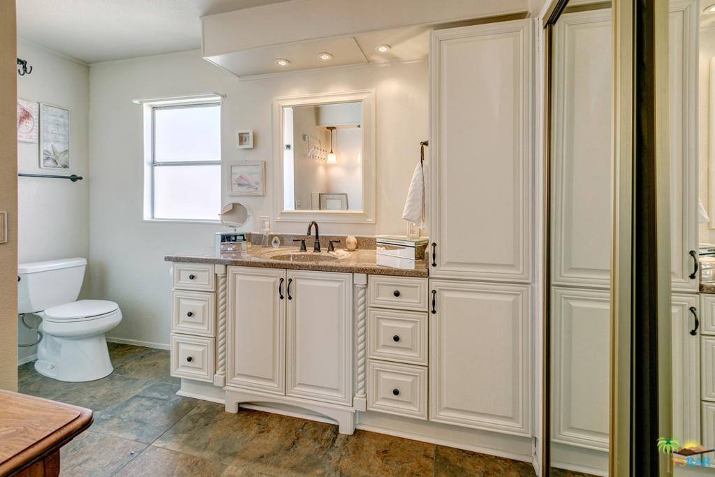 19508480PS Property Photo 20