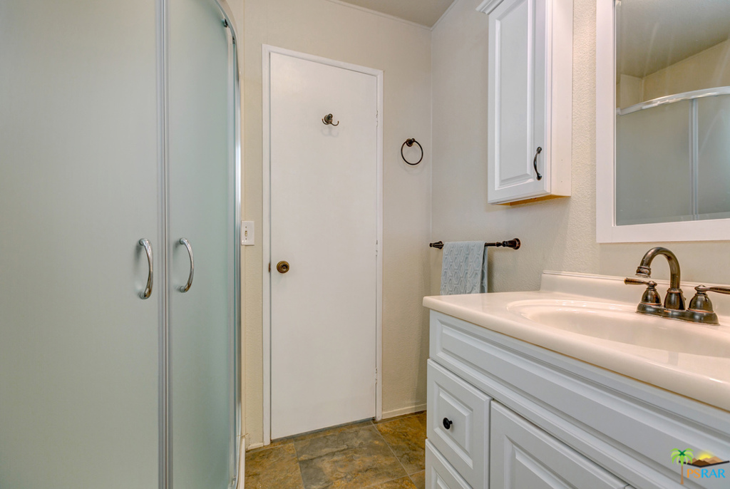 19508480PS Property Photo 25