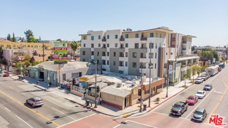 2403 1st Street Property Photo 4