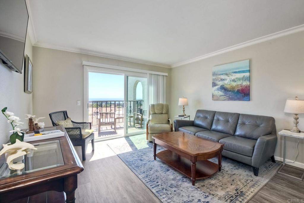 6677 Paseo Del Norte B Property Photo 6