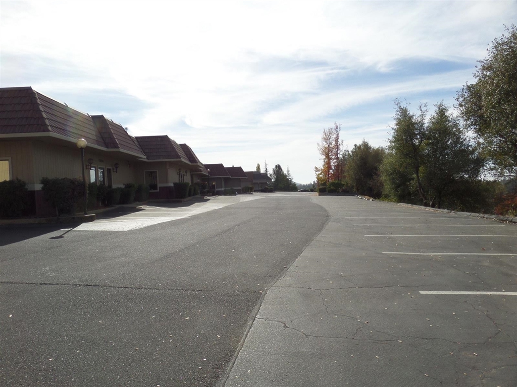 21097 Longeway Rd #b Property Photo 2